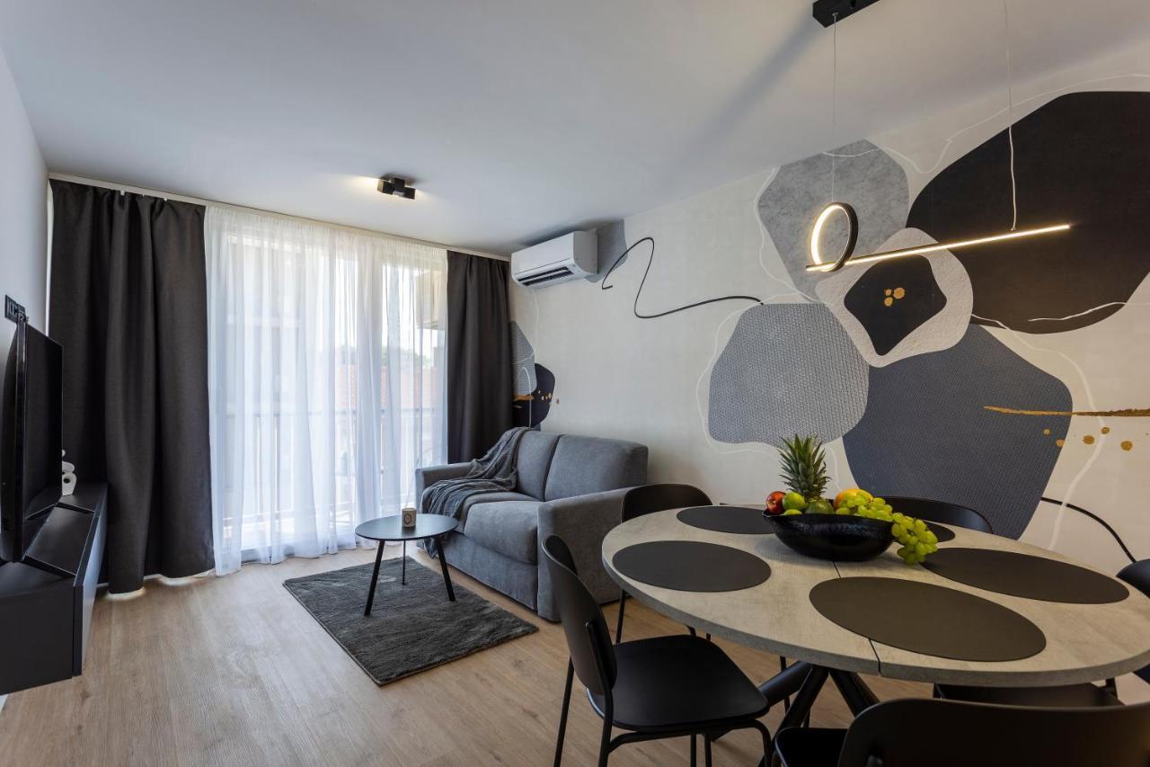 Apartman Izis Centar Pule Pula Exterior photo