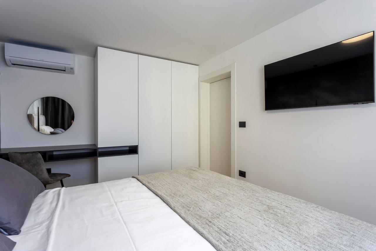Apartman Izis Centar Pule Pula Exterior photo